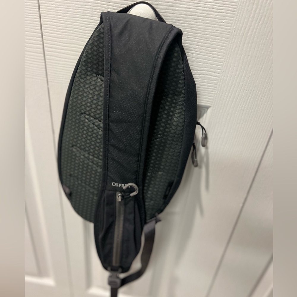Osprey daylire sling bag - Picture 3 of 3